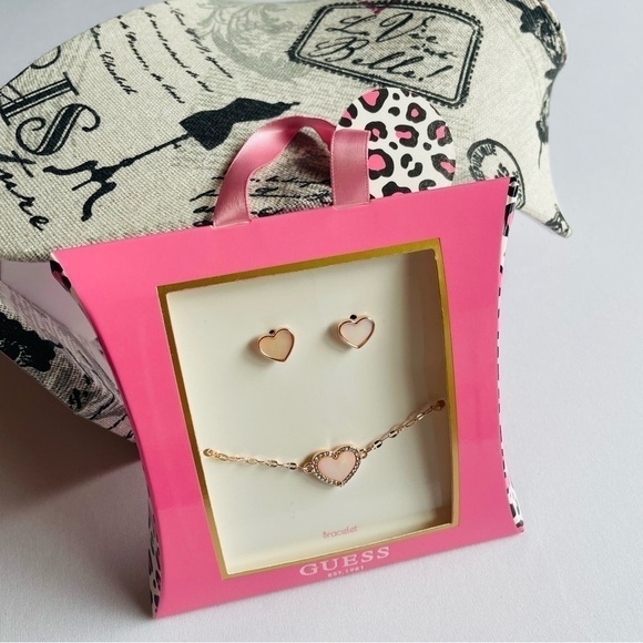 ๐ NWT GUESS Heart Stud Earrings & Bracelet Set ๐ - Picture 3 of 7